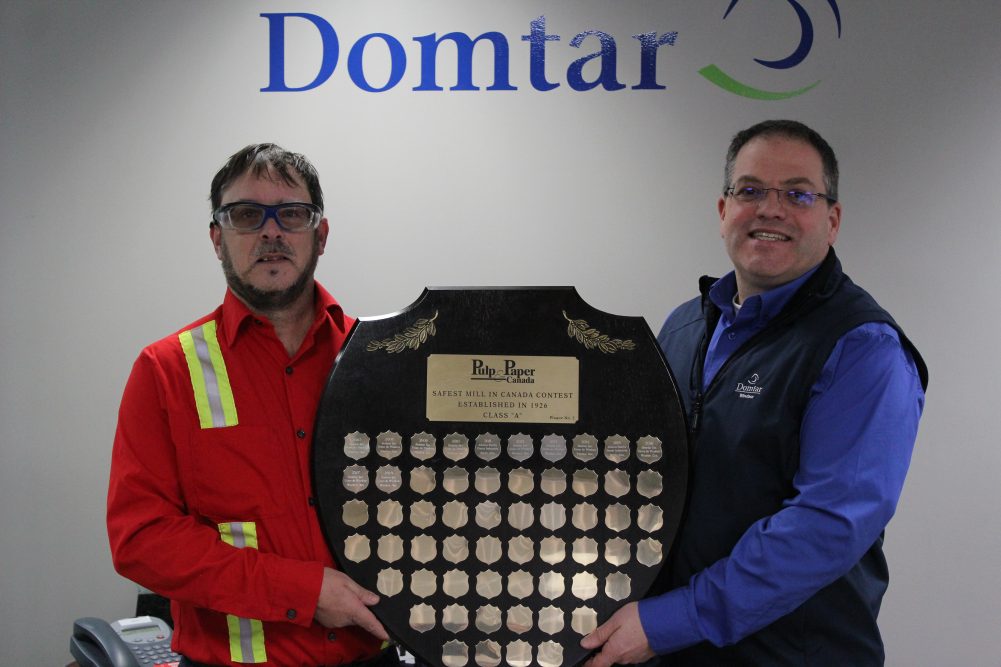 Domtar named a winner in challenge to reimagine paper bag - Pulp and Paper  Canada